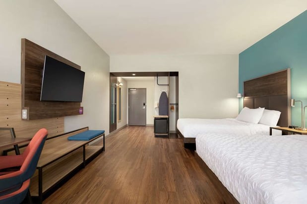 Images Tru by Hilton Sandusky