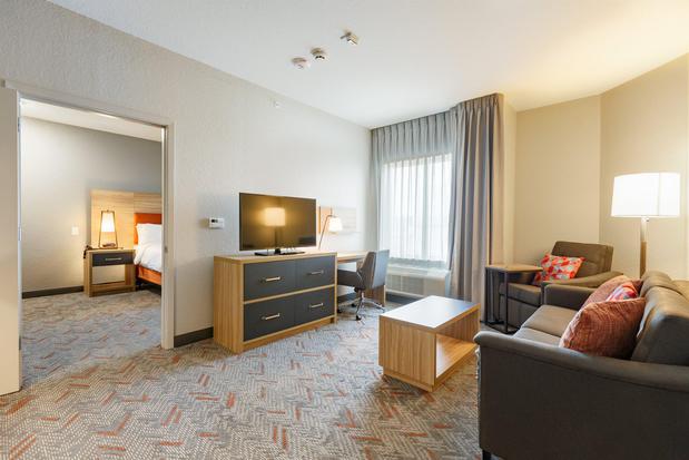 Images Candlewood Suites San Antonio - Schertz by IHG