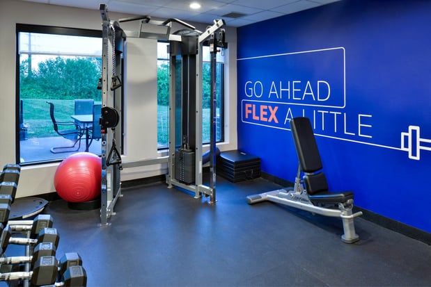 Images Holiday Inn Express Lewisburg/New Columbia by IHG