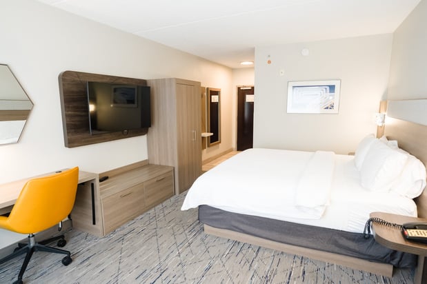 Images Holiday Inn Express & Suites Kodak East-Sevierville by IHG