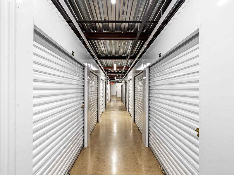 3933_Interior Units