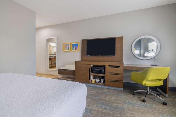 Images Hampton Inn & Suites Brenham