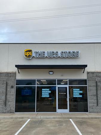 Images The UPS Store