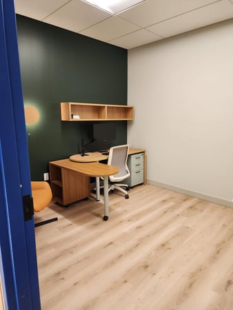 Images LifeStance Therapists & Psychiatrists Federal Way