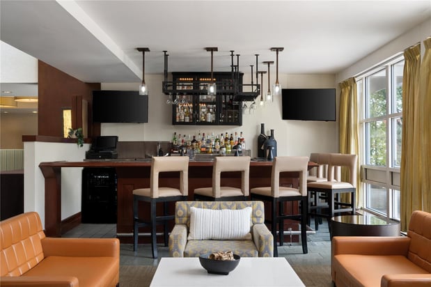 Images DoubleTree by Hilton Boston Bayside