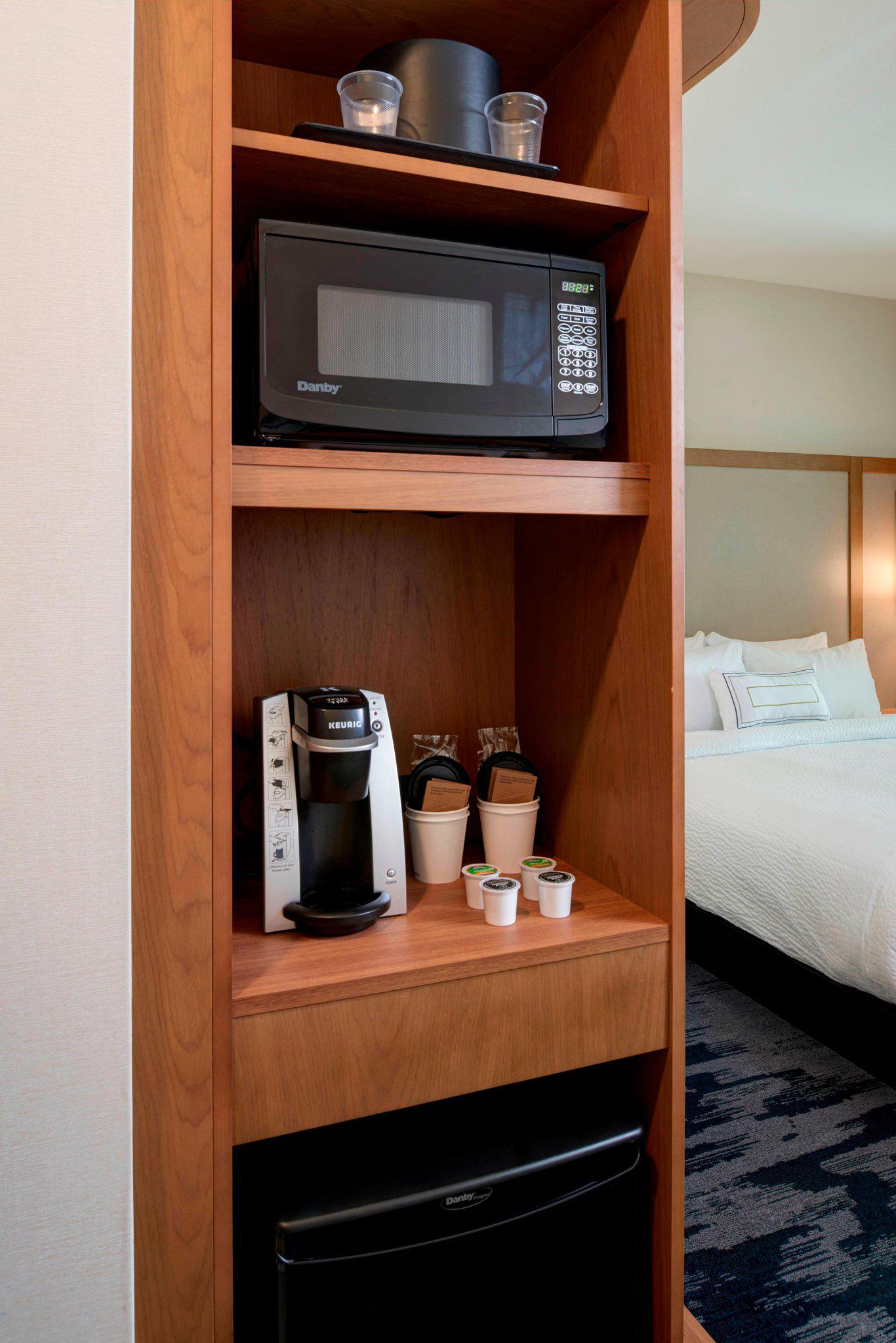 Fairfield Inn & Suites by Marriott Columbus, IN in Columbus, IN - (812