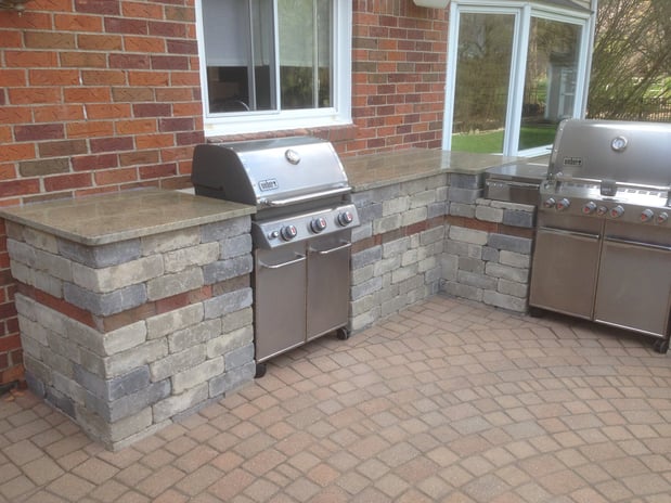 Images Hundich Landscape Services Inc.