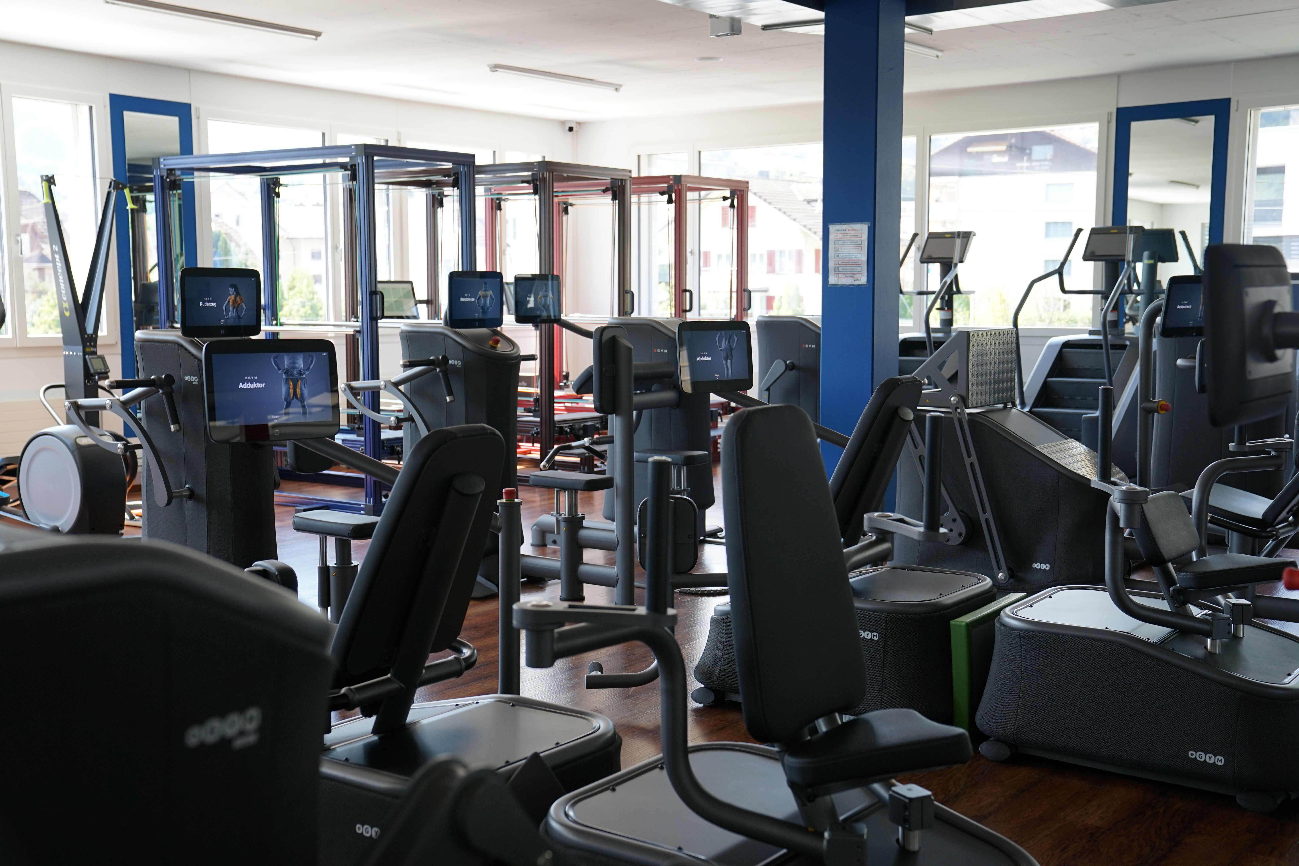 Bilder Physical Center Mavric AG