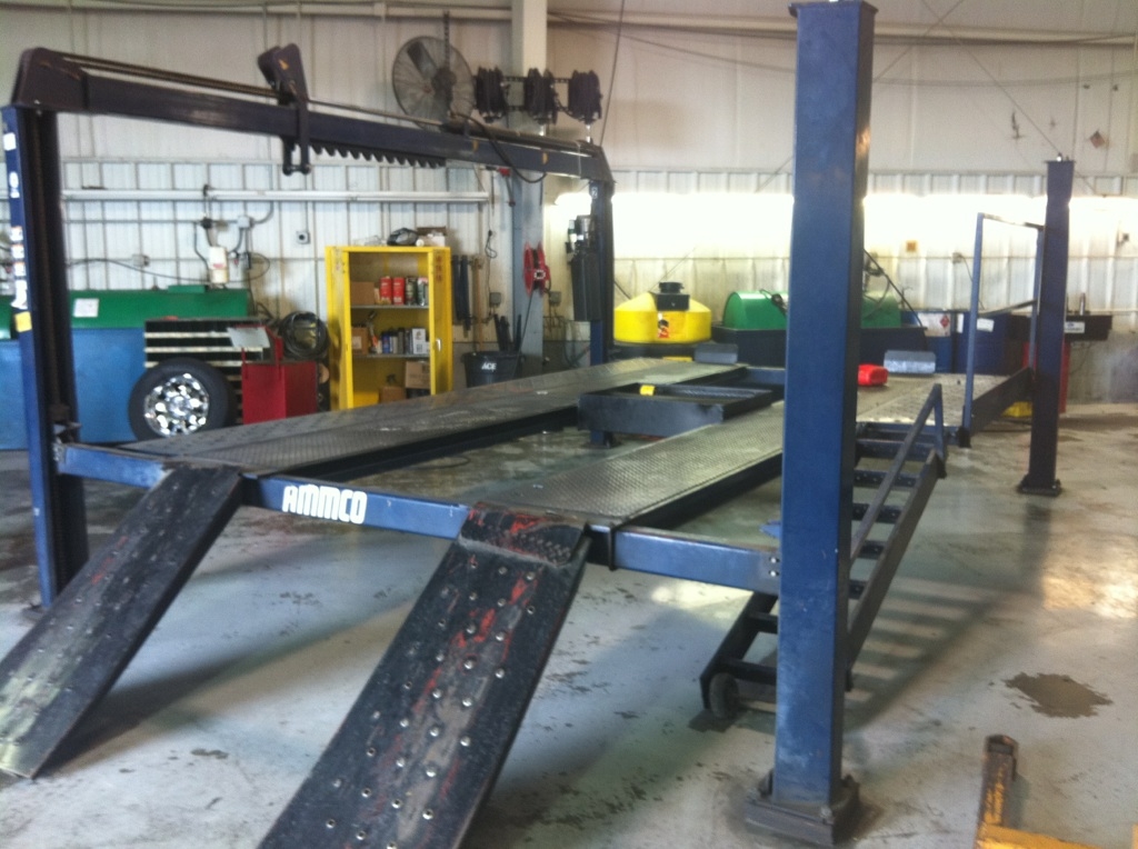 Used Equipment Sales
Four Post Lube rack