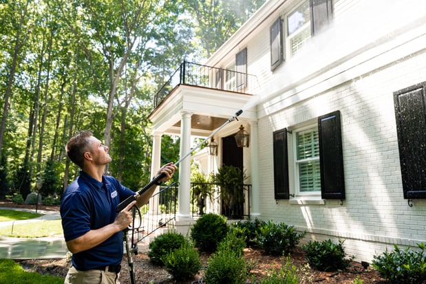 Images Window Hero Charlotte