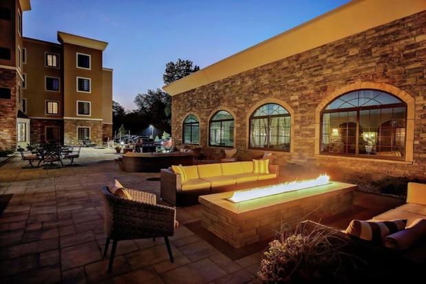 Images Staybridge Suites Southgate – Detroit Area by IHG