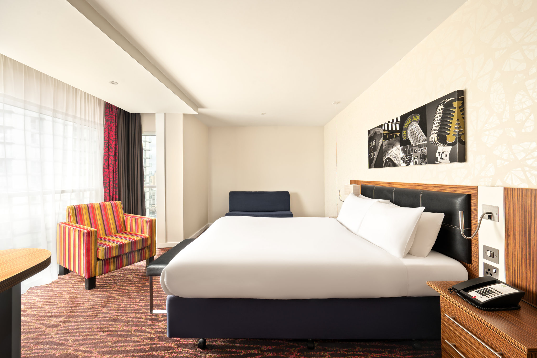 Images Holiday Inn Manchester - Mediacityuk by IHG