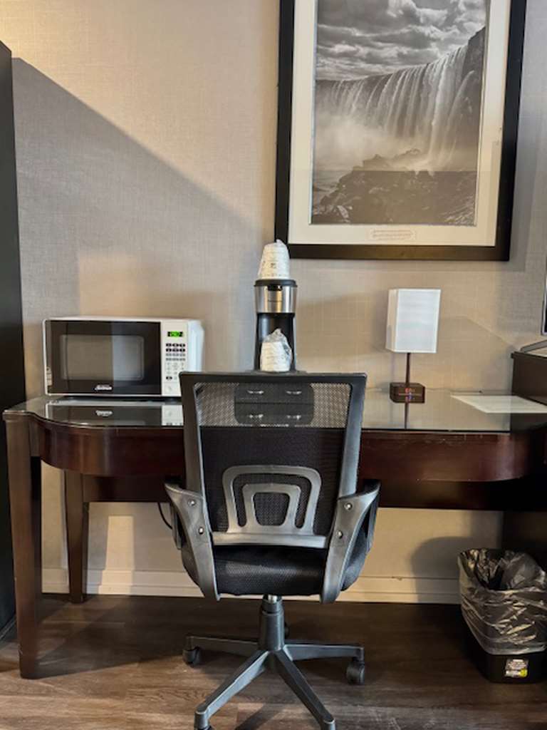 Images Big Bird Inn Wawa, SureStay Collection by Best Western