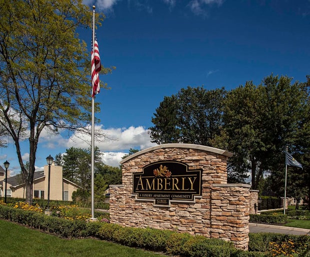 Images Amberly Apartments