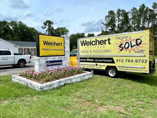 Images Weichert, Realtors® – Webb & Associates