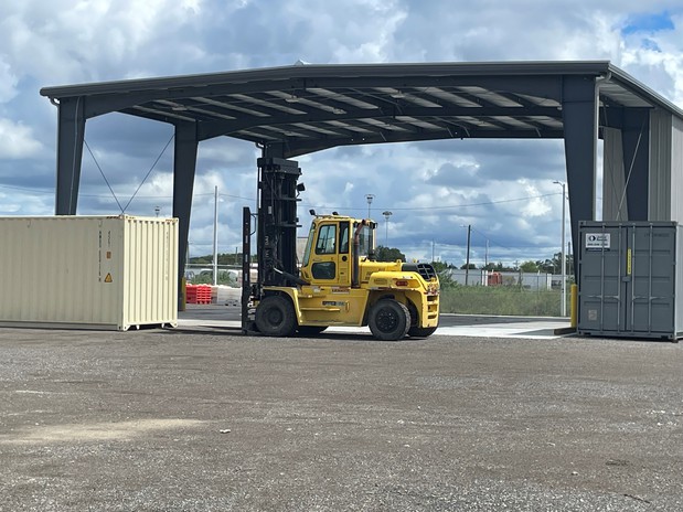 Images United Rentals - Storage Containers and Mobile Offices