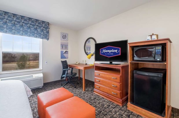 Images Hampton Inn & Suites Rockland