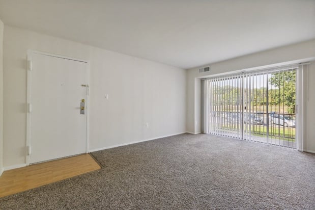 Images Briarwood Apartments