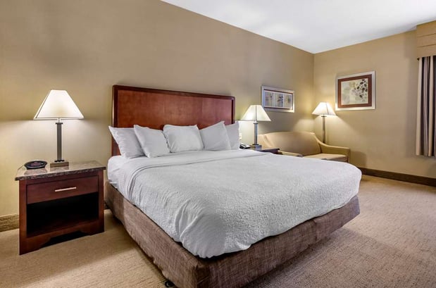 Images Best Western Plus Inn at Hunt Ridge