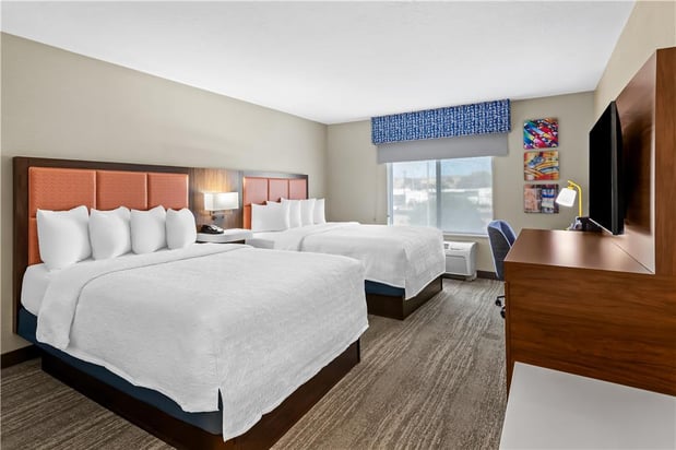 Images Hampton Inn & Suites Farmington