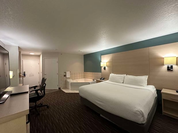 Images Best Western Watertown