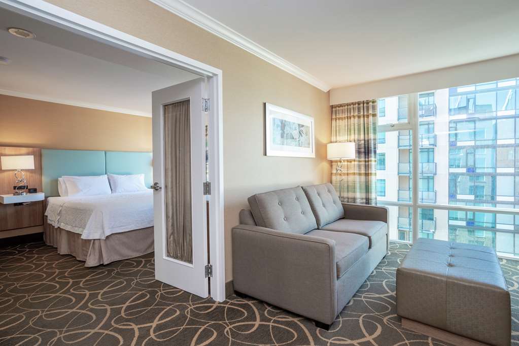 Images Hampton Inn & Suites by Hilton Vancouver-Downtown
