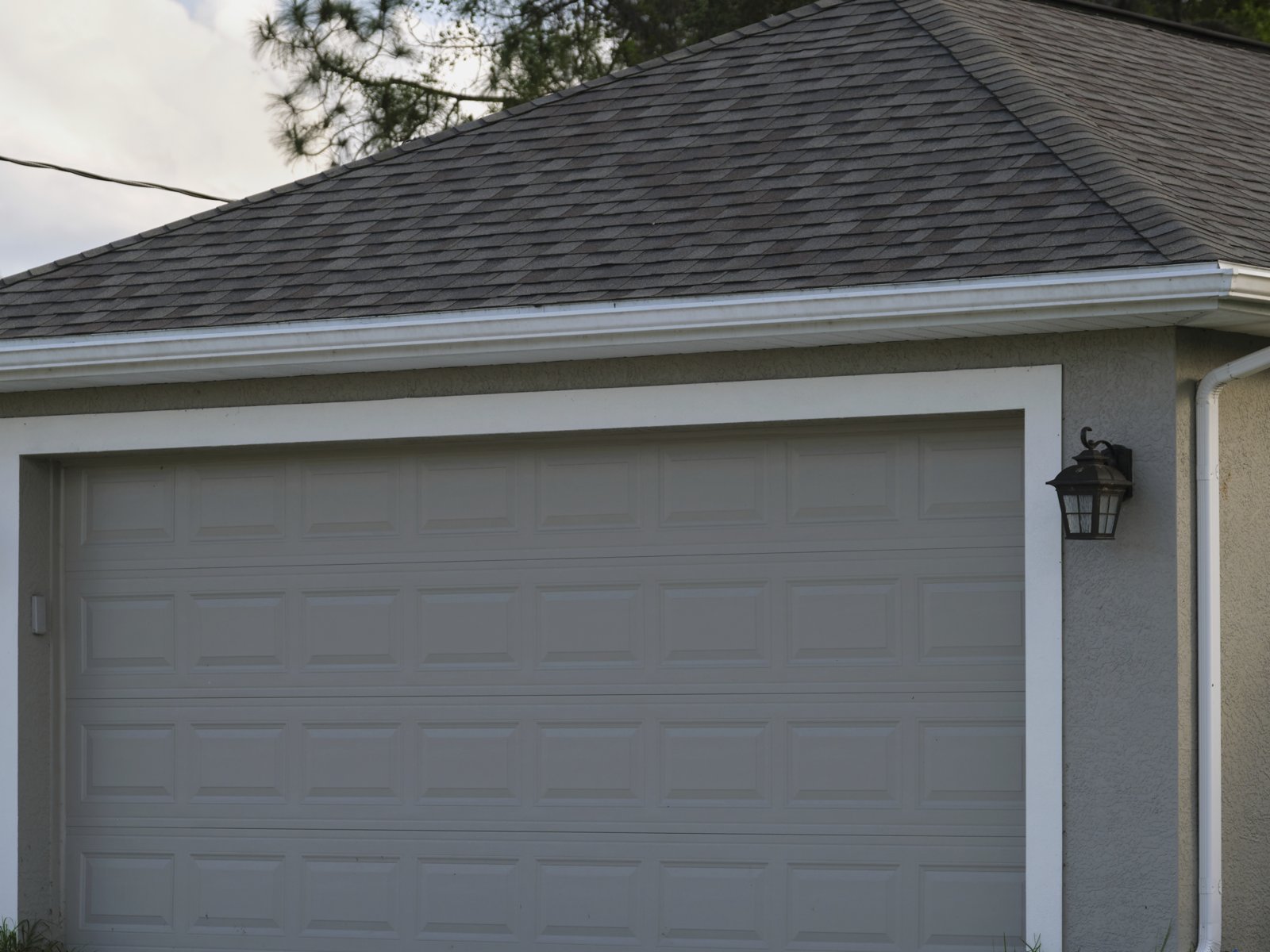 Girard's Garage Door Repair Service