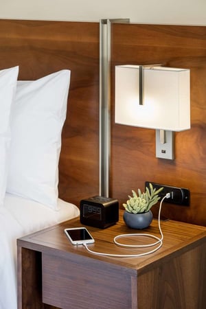 Images Hilton Garden Inn Waikiki Beach