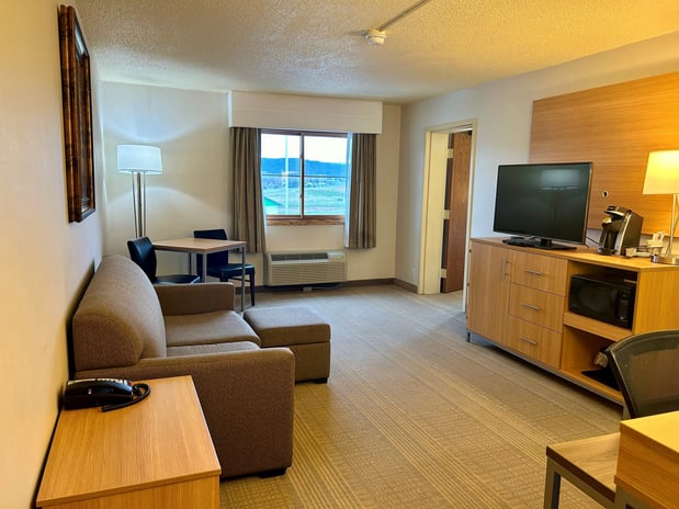 Images Holiday Inn Spearfish-Convention Center by IHG