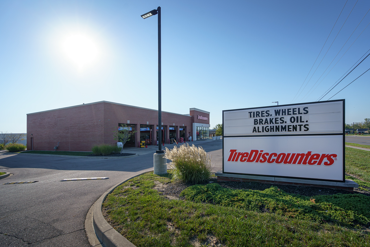 Tire Discounters on 7976 N Dixie Dr in Dayton