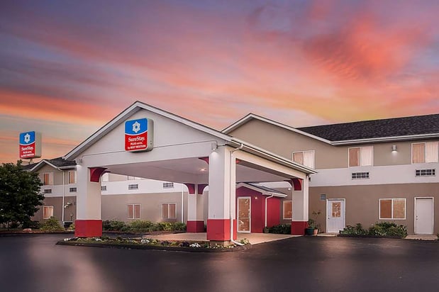 Images SureStay Plus by Best Western Bettendorf