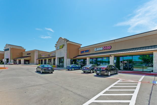 Images Stone Gate Plaza