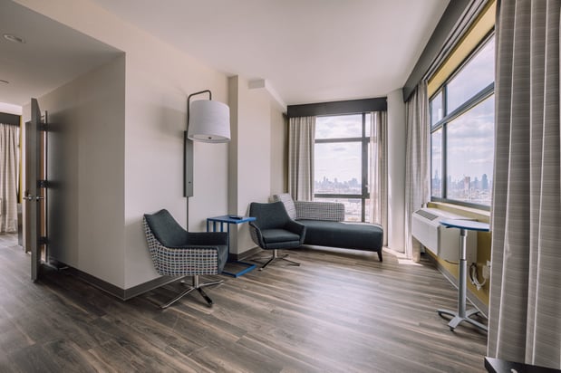 Images Holiday Inn Express Long Island City E - New York by IHG