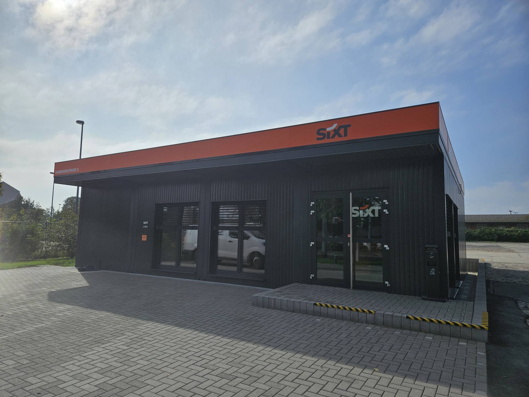 Sixt Truck Center / Van and Truck Rental Dresden, Hamburger Str. 11 in Dresden
