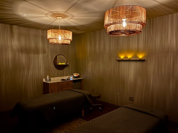 Images Woodhouse Spa - Downtown Louisville