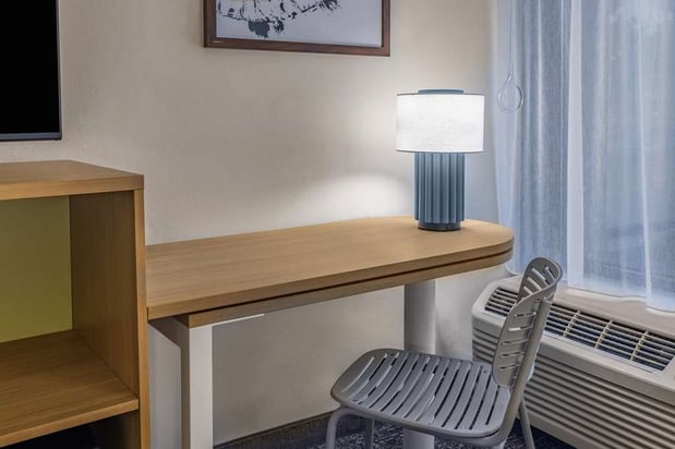 Images Spark by Hilton Clarks Summit