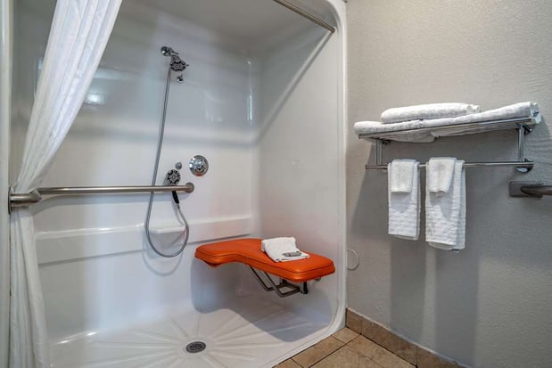 Images Best Western Carlton Suites