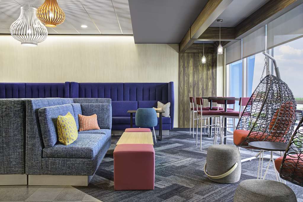 Images Tru by Hilton Toronto Airport West