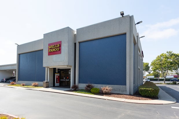 Images Wells Fargo Bank