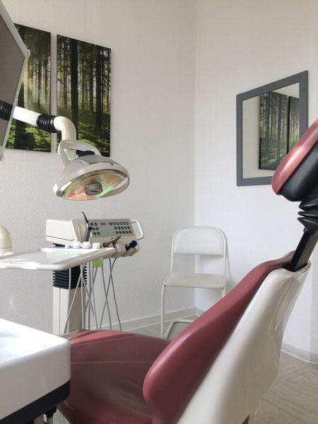 Zahnärztin Dr. Claudia Gregor, Flemmingstraße 1 B in Chemnitz