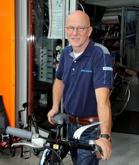 Geschäftsführer Helmut Krechting

“Service, Qualität und Beratung sind das A und O beim Fahrradkauf. Fordere uns!”