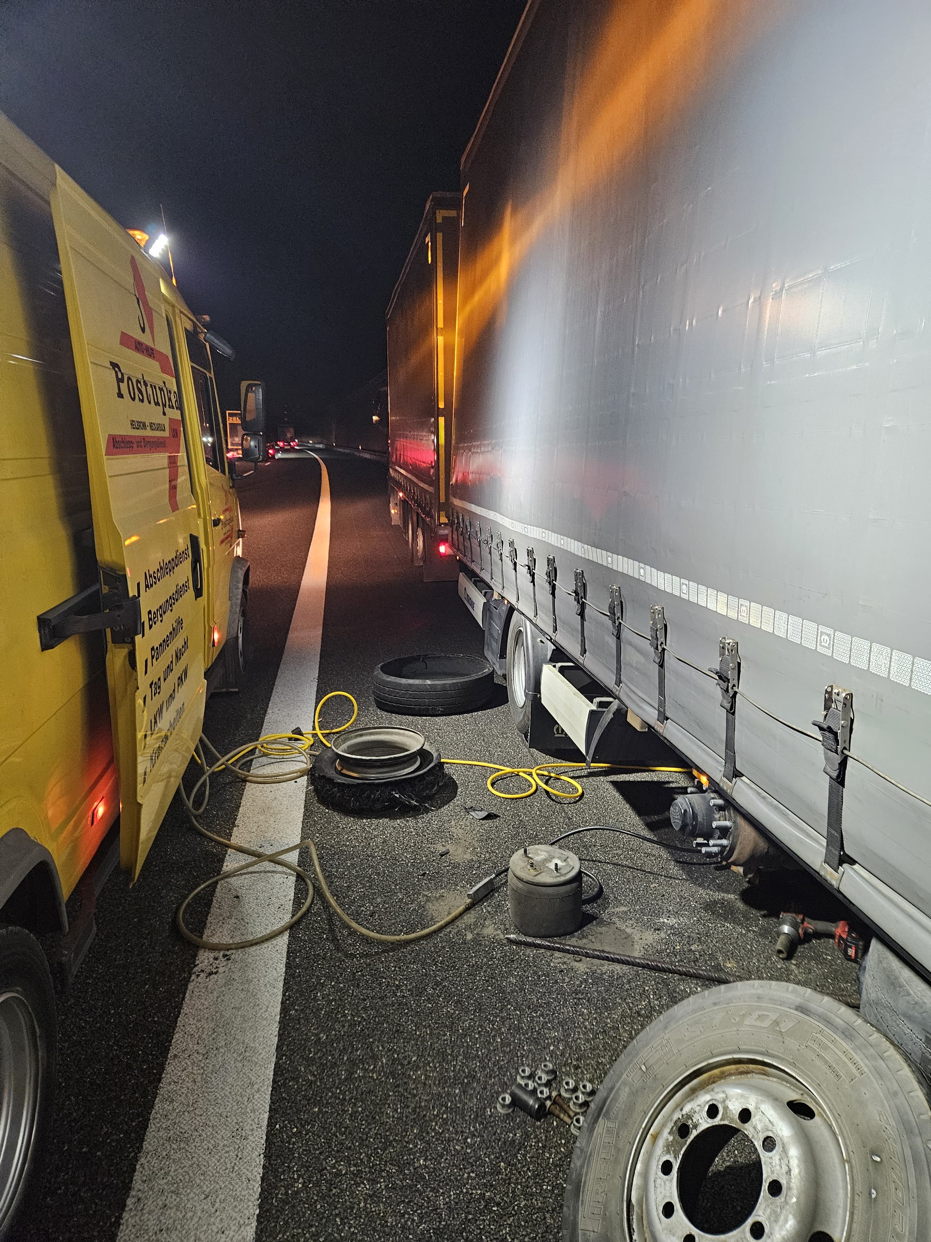 Bilder Auto-Hilfe Postupka