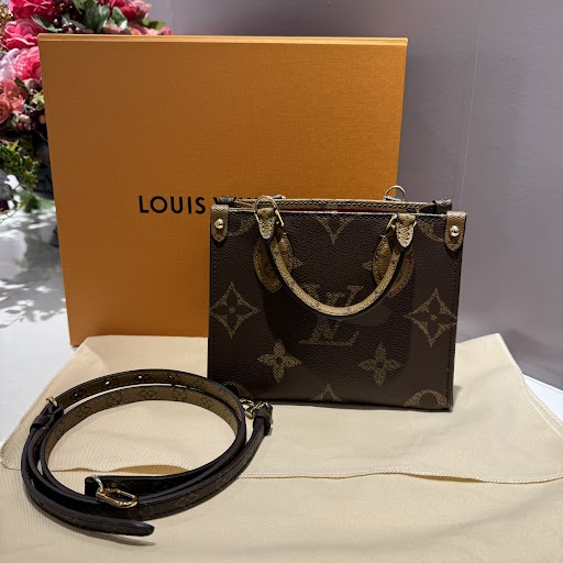 Images 買取専門店  KOMEHYO  (コメ兵)  広島三越