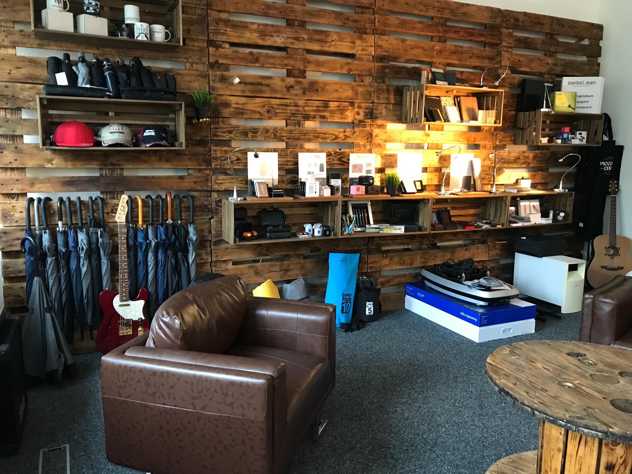 MisterGadget GmbH, Lütisämetstrasse 107 in Meilen