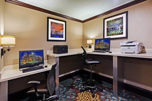 Images Staybridge Suites Tulsa-Woodland Hills by IHG