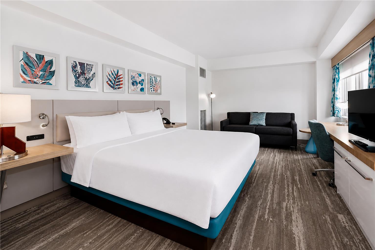 Guest room