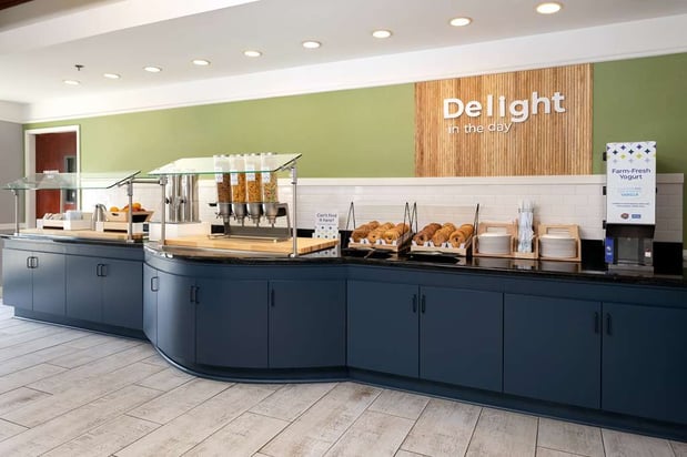Images Spark by Hilton Savannah Airport