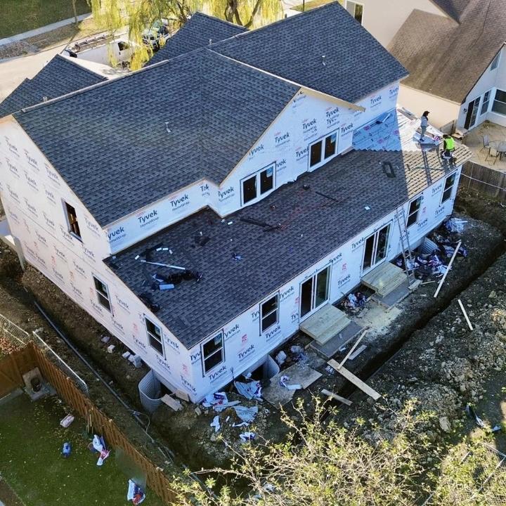 Images Roofing Gurus - Licensed roofing contractors for Roof Replacement & Leak Repair Chicago