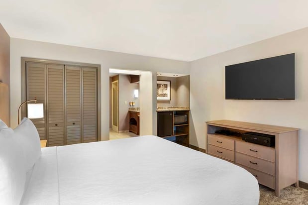 Images Best Western Plus Black Oak