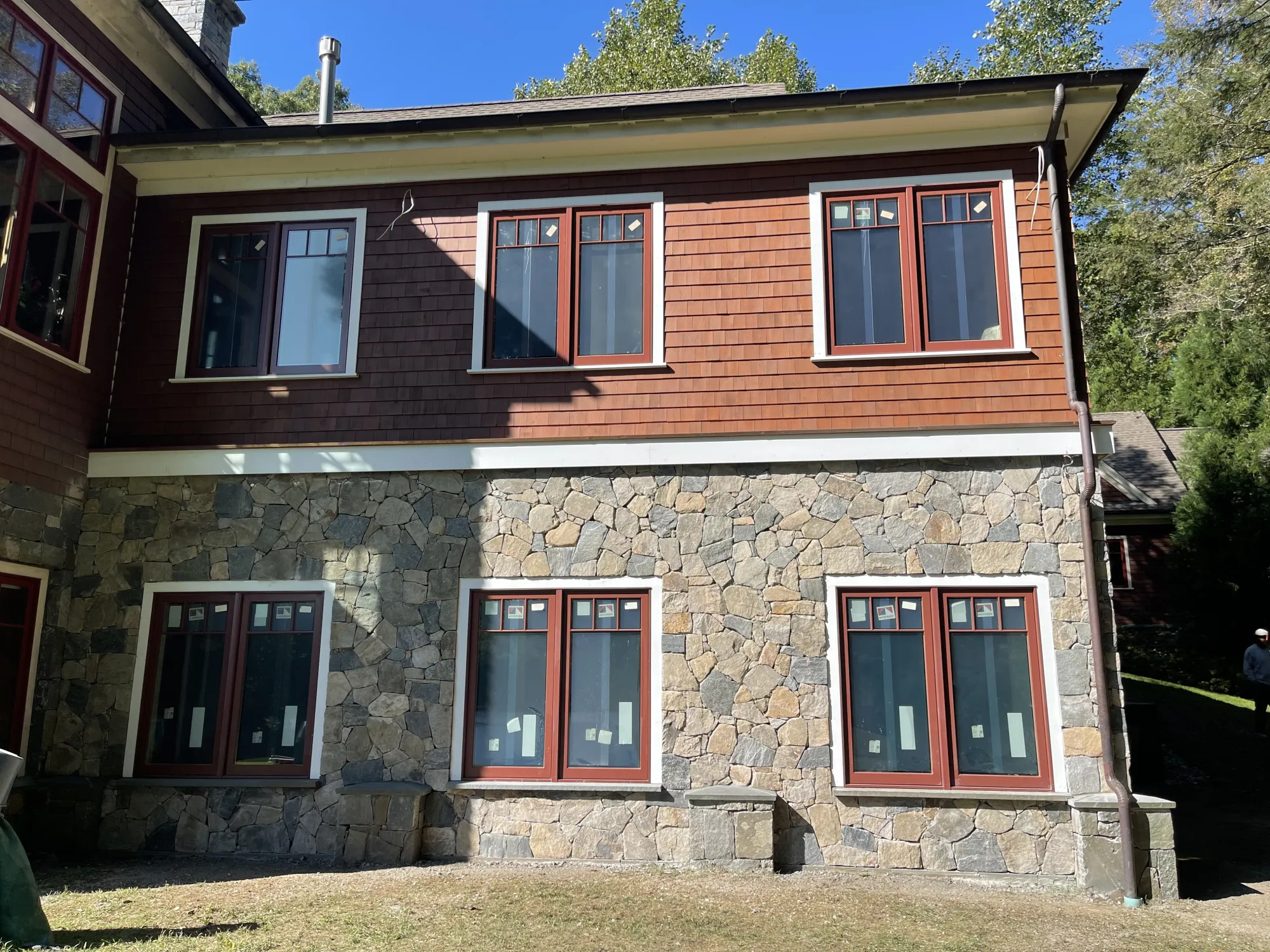 Stone veneer wall - Veneer project by General Masonry LLC.